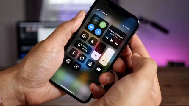 龙子湖苹果手机维修分享iPhone 12信号差怎么办 